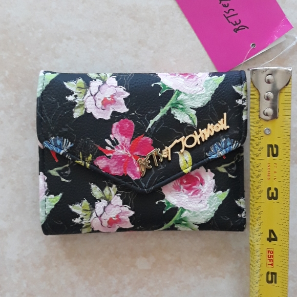 3x*Host Pick*Betsey Johnson adorable wallet - Picture 15 of 16